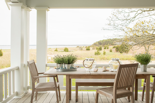 Martha's Vineyard, Oak Bluffs coastal-terrace