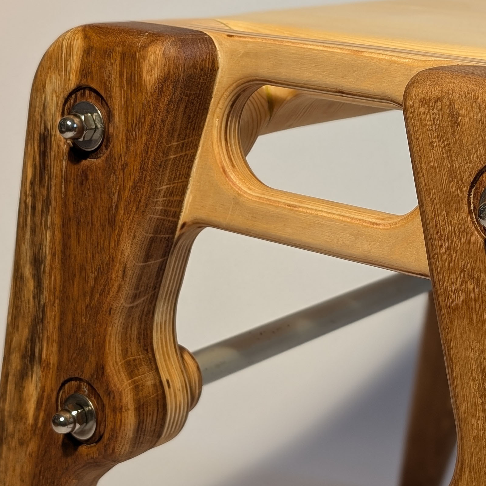 Табурет "UPTEALOFT"