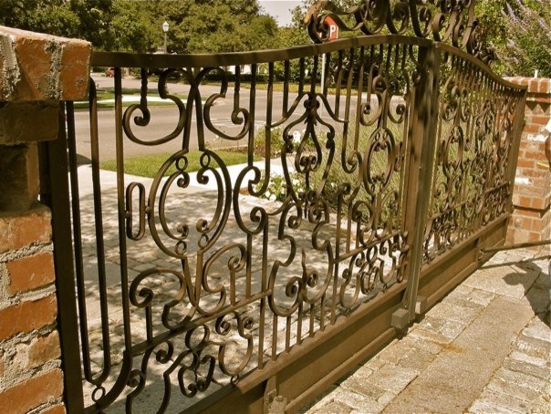 Mountain style entryway photo in Austin