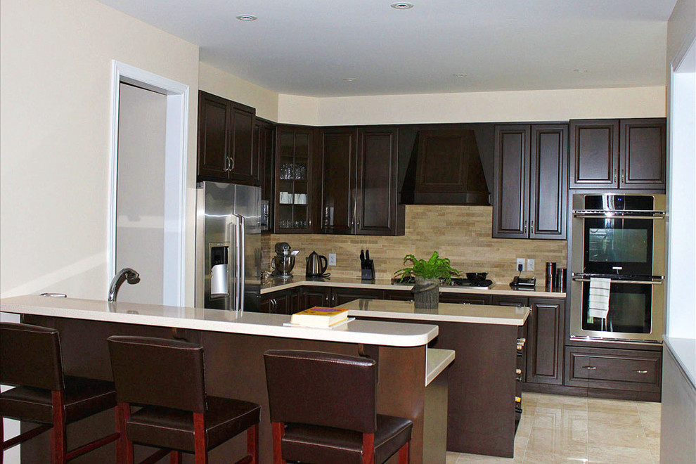 Kitchen - kitchen idea in Orange County