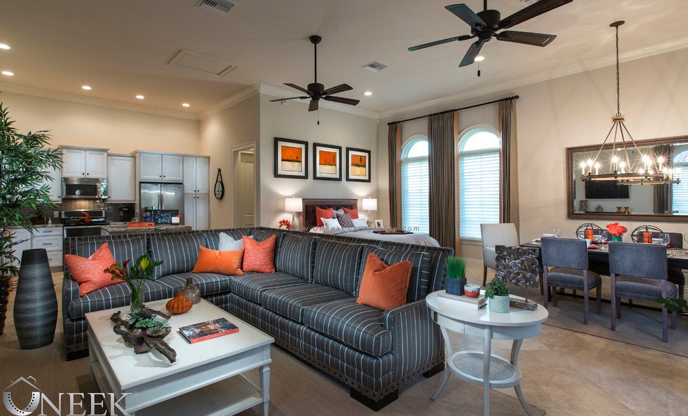 Guest House/ Mother in Law suite Traditional Tampa by Uneek Image