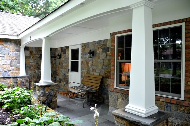 FACADES ON STONE, BRICK & STUCCO klassisk-veranda