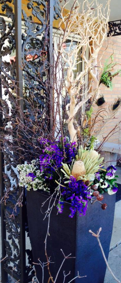 Transitional entryway photo in Minneapolis