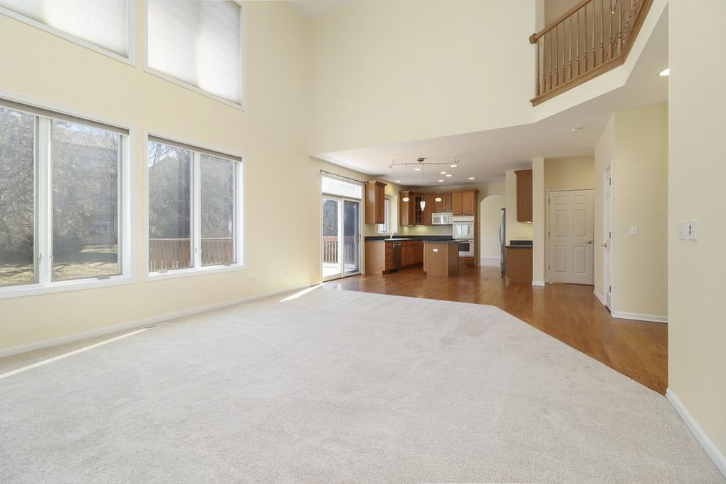 Old Living room to Kitchen