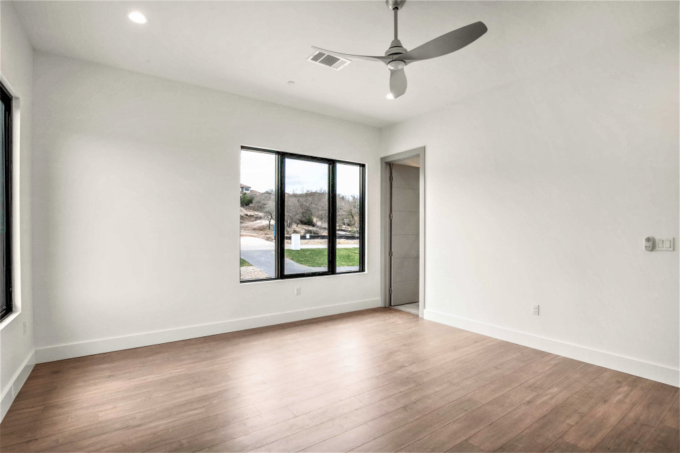 Westlake Modern