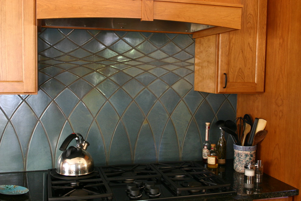 Prairie Lattice Kitchen Backsplash - Minneapolis - by North Prairie ...