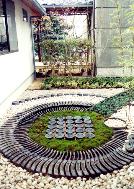 六方石 庭石 造園 古民家 枯山水 オブジェ 幻」の枯山水庭園 ―瓜実灯籠