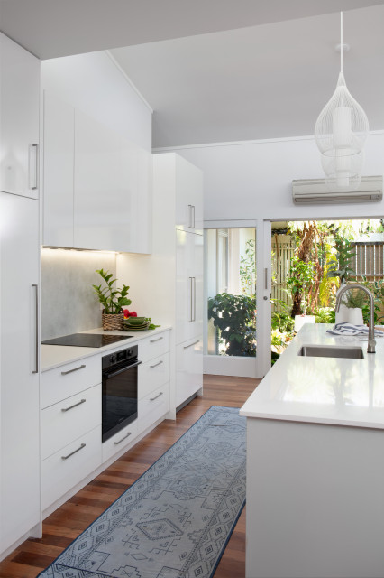 60s Architectural Gem contemporary-koek
