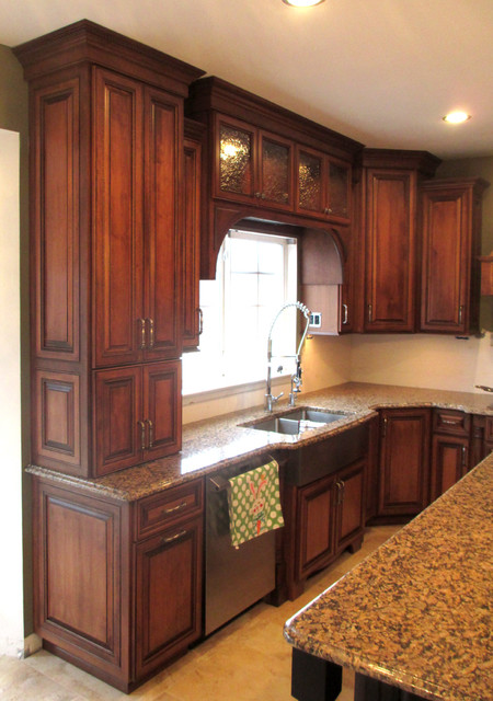 maple cabinets with cherry stain and mocha glaze