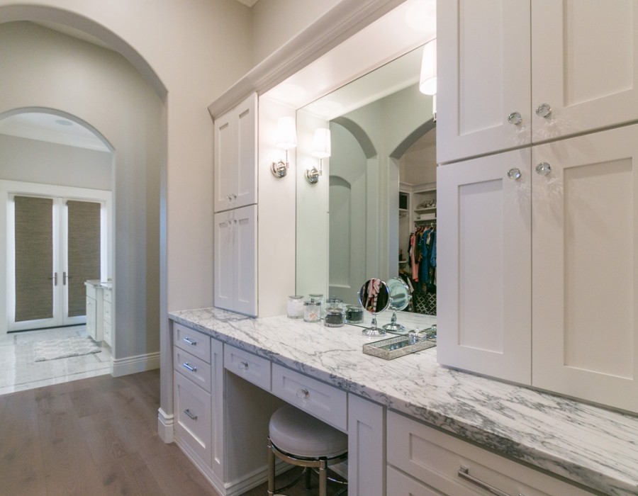 Expansive traditional master bathroom in Phoenix with shaker cabinets, white cabinets, a claw-foot tub, white walls, marble floors, an undermount sink, marble benchtops and grey floor.