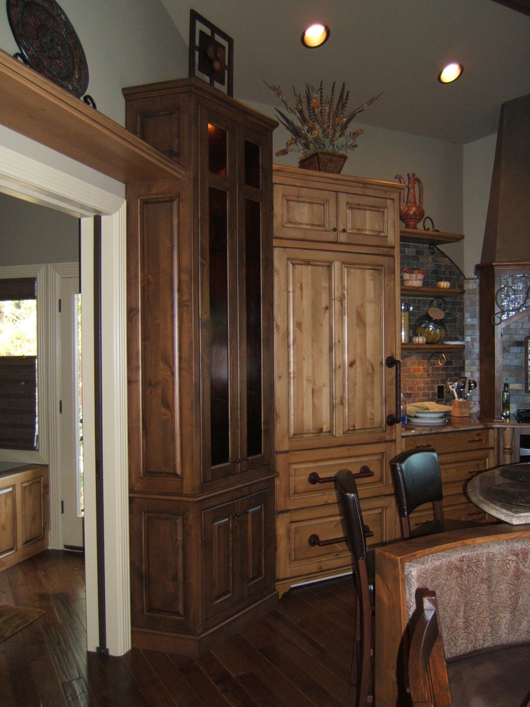 Kitchen - rustic kitchen idea in Indianapolis