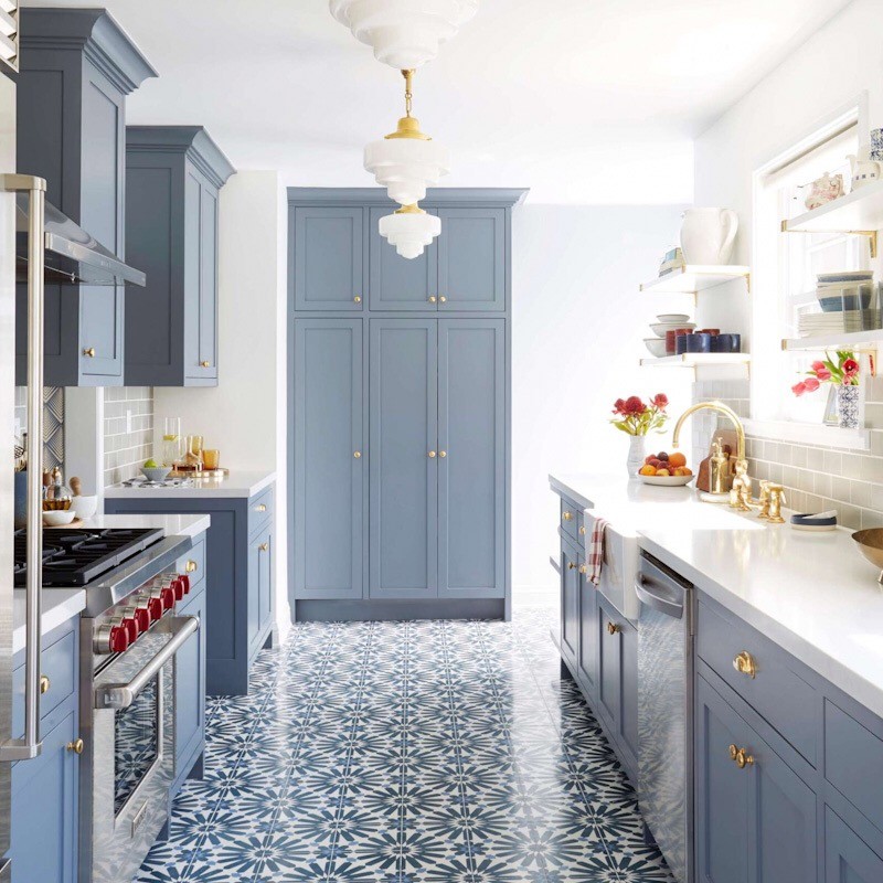 Kitchen - kitchen idea in Toronto