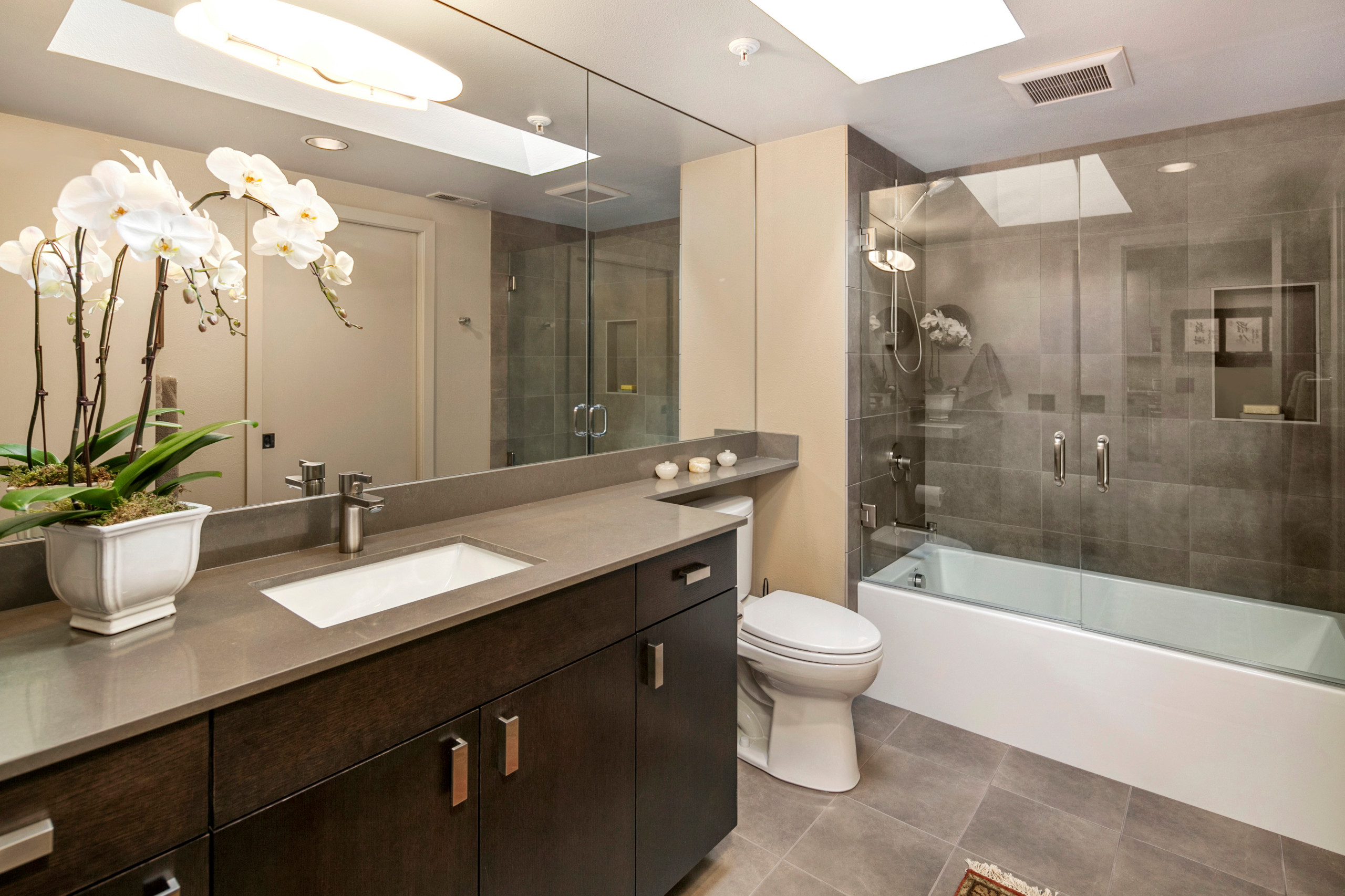 Taupe Contemporary I Kirkland, Washington