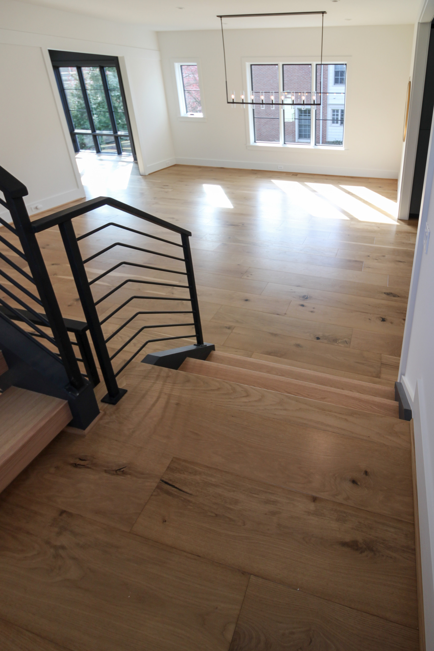 85_Sleek Three-Quarter Turn Multilevel-Staircase, McLean VA 22101