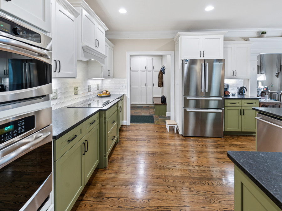 Pine Valley Kitchen