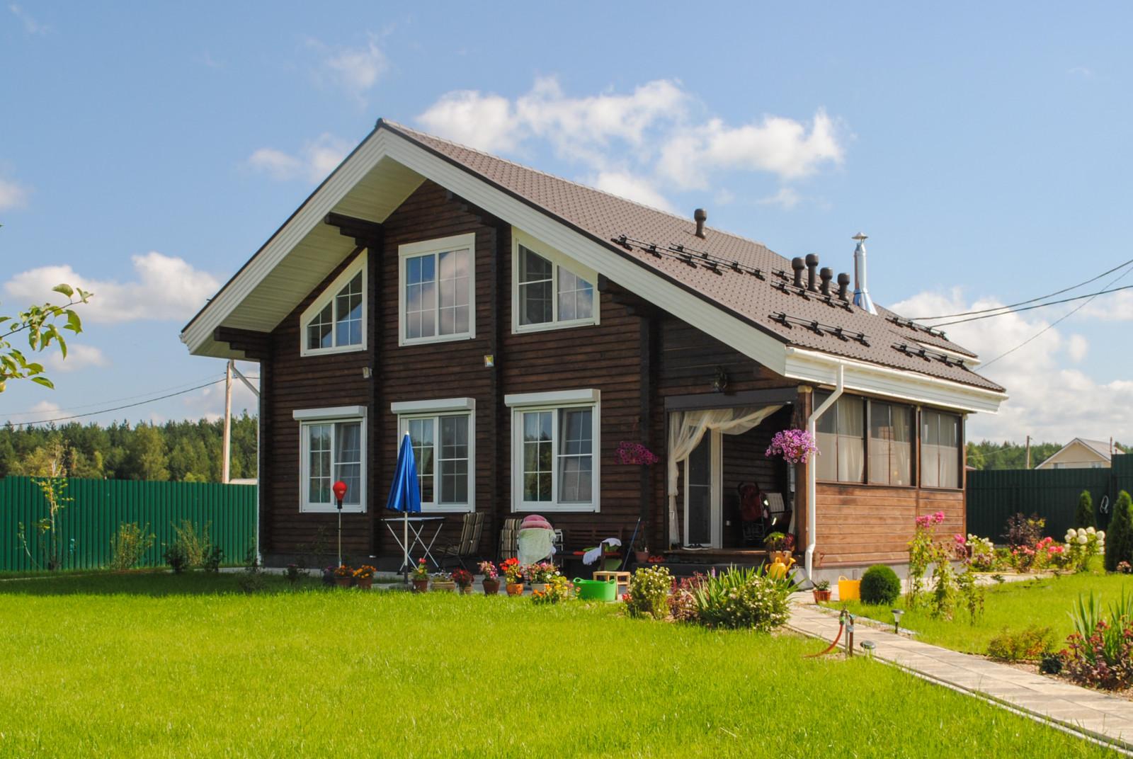 Дом в поселке "Изумрудная поляна"