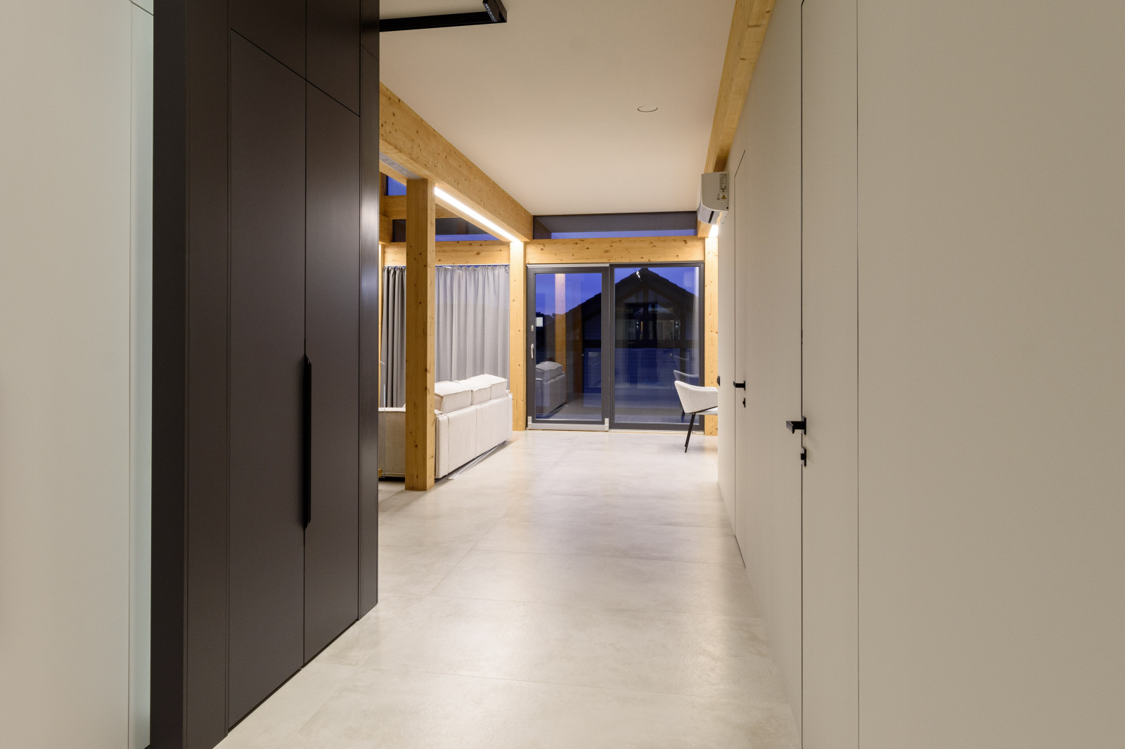 Интерьеры загородного коттеджа №2