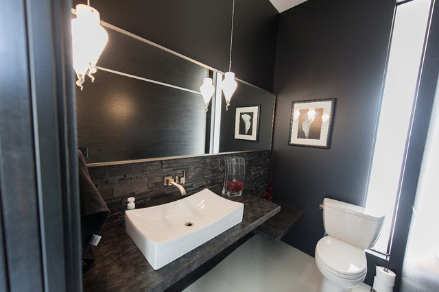 Tuscan Hills modern-badezimmer