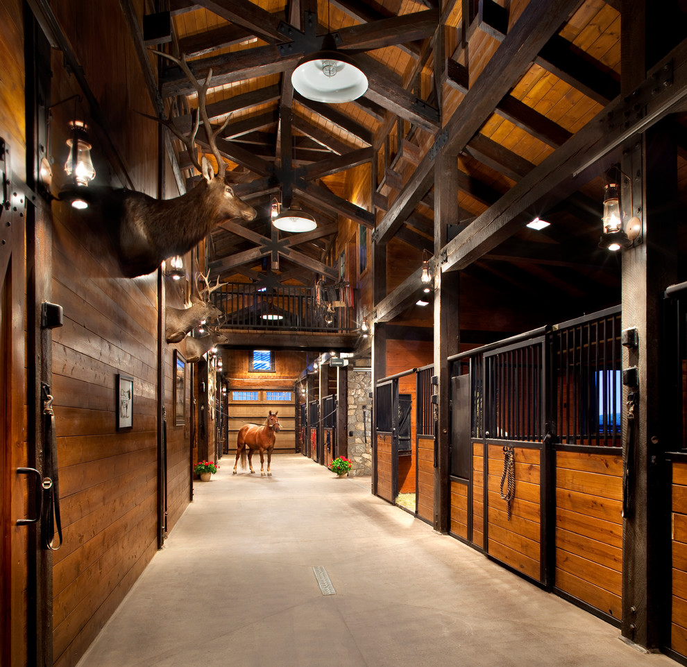 Design ideas for a large country barn in Denver.