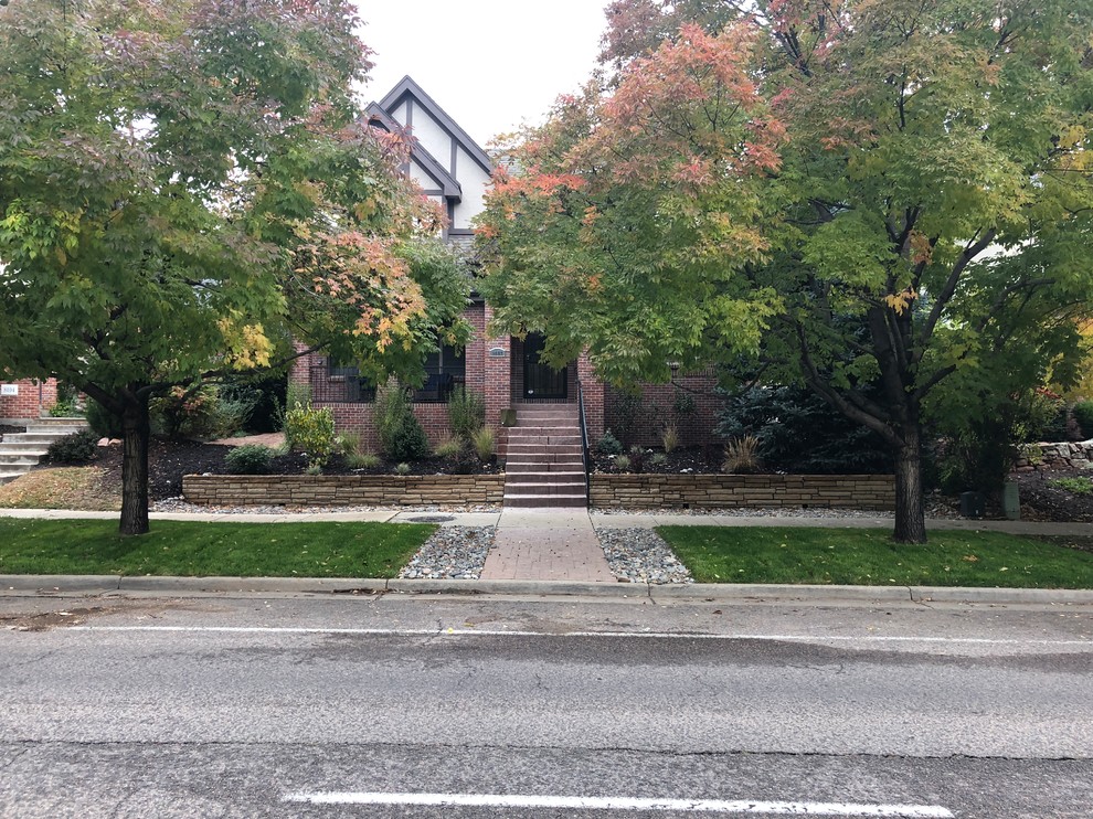 Inspiration for a transitional home design remodel in Denver