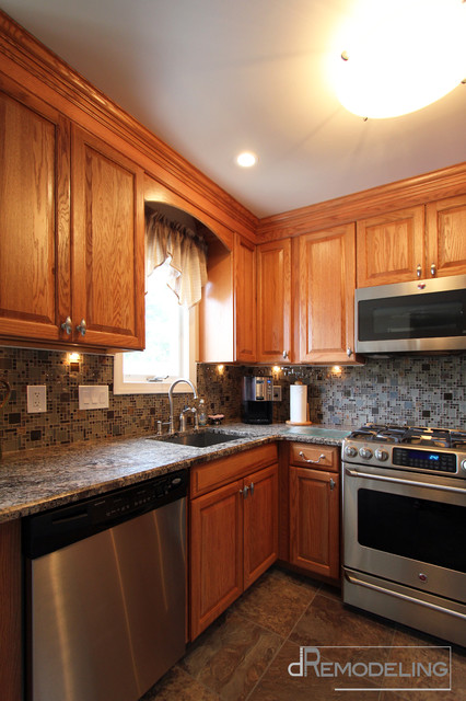 Stainless Liances And Hardware With Oak Cabinets Stainless Liances And Hardware With Oak Cabinets