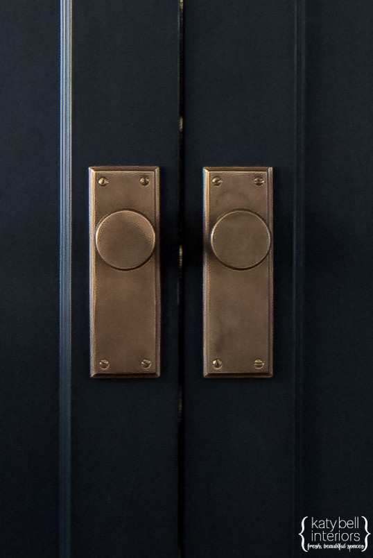 Black doors, Bronze Hardware