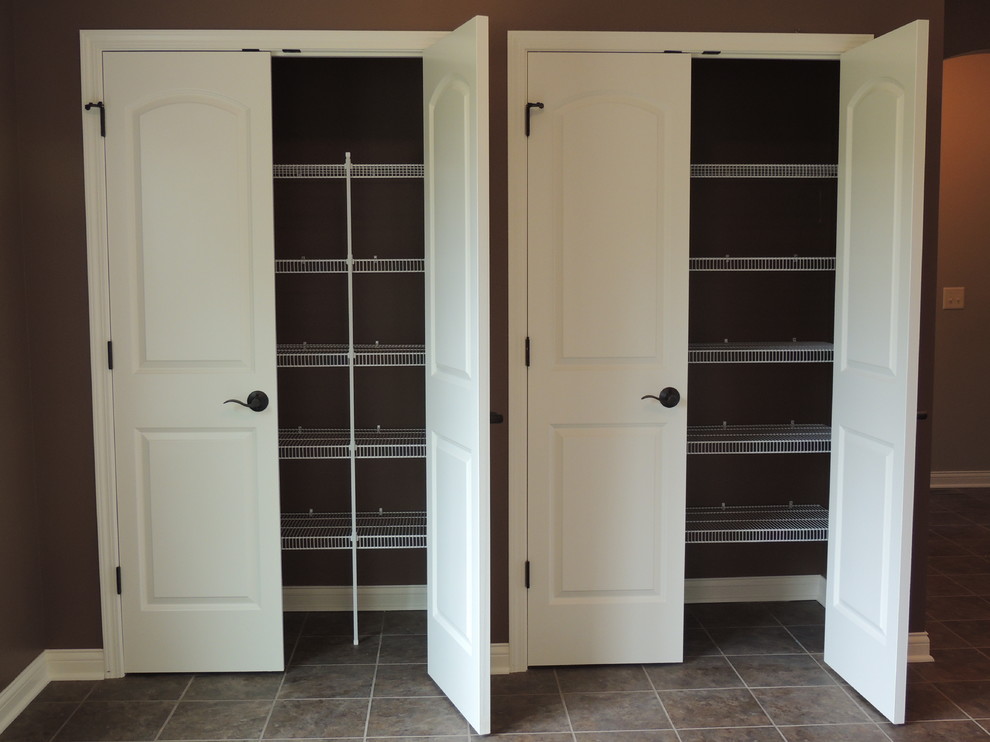 Kitchen - kitchen idea in Columbus