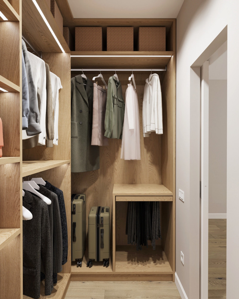 Трехкомнатная квартира в Комунарке.