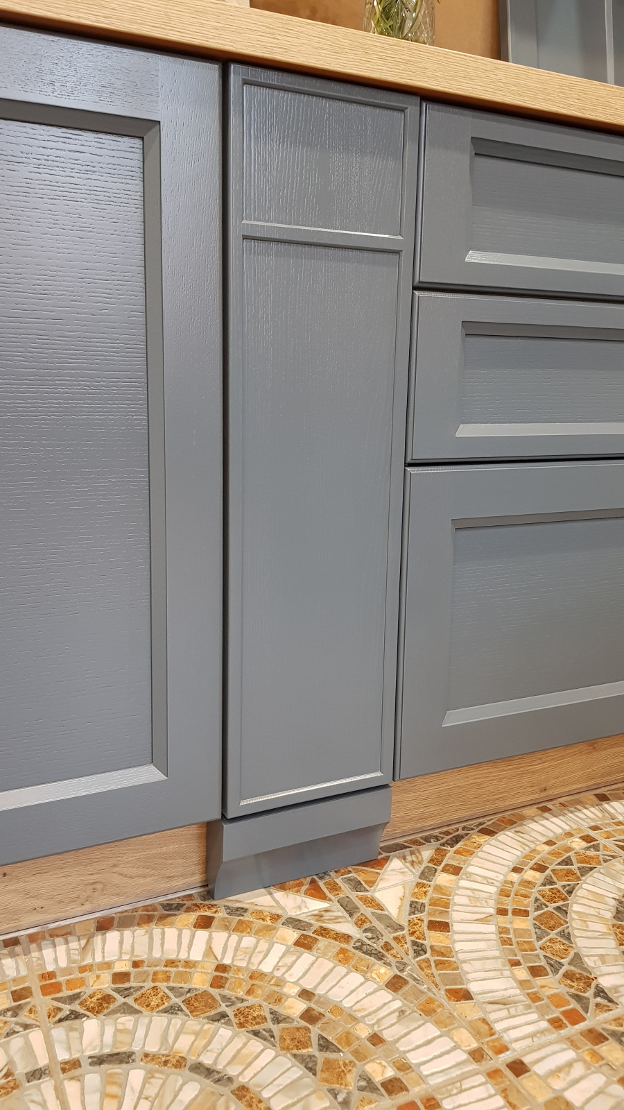 Кухни массив