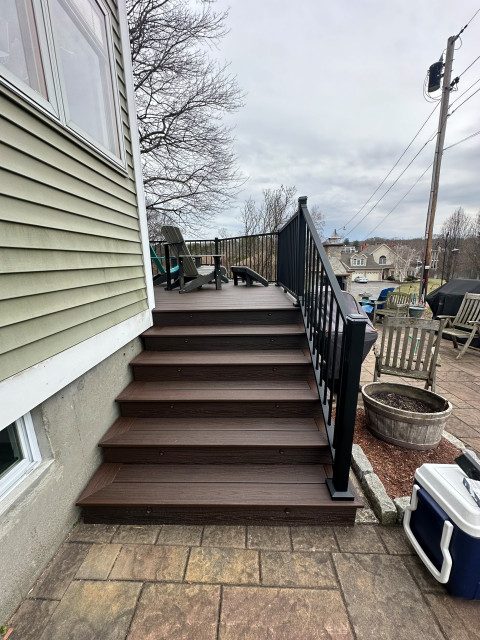 Shrewsbury Backyard Deck klassisk-terrasse