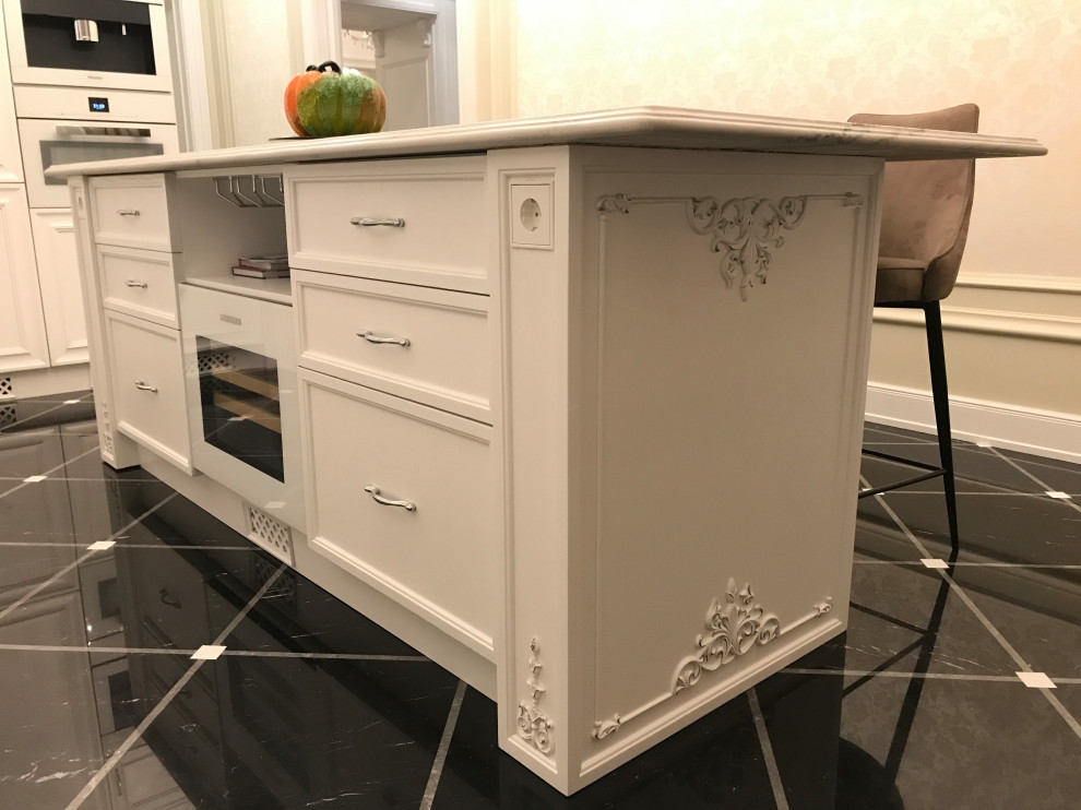 Смольный квартира