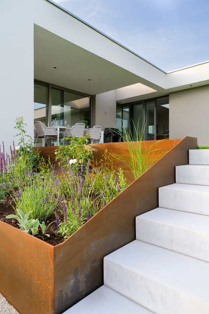 Cortenbeet contemporain-jardin