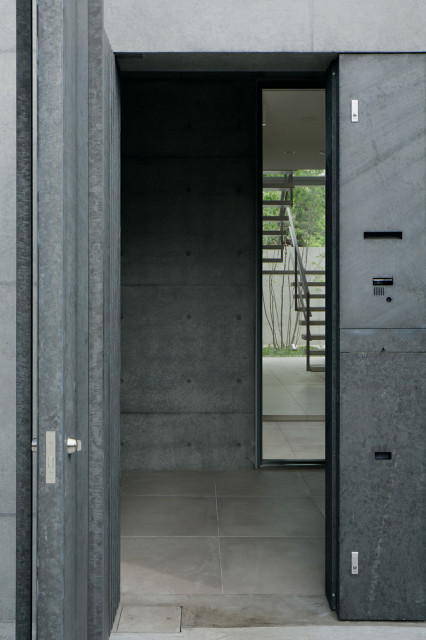 磯辺の家 contemporaneo-porche
