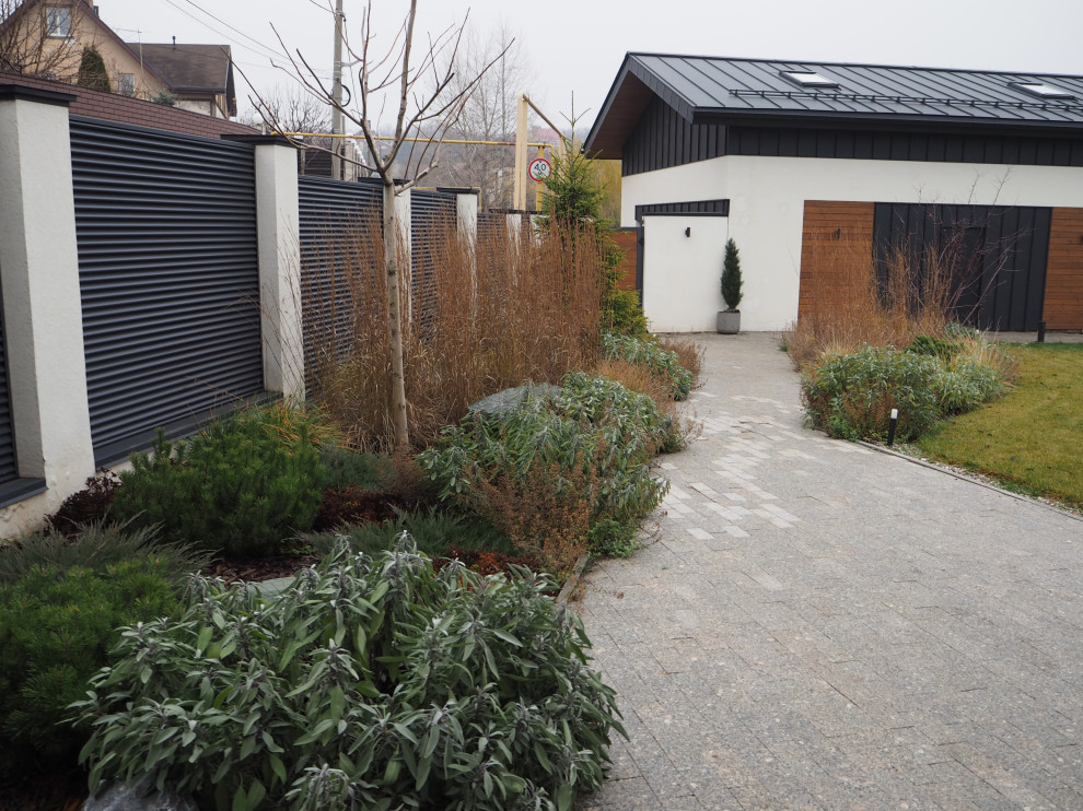 Сад с видом на Волгу