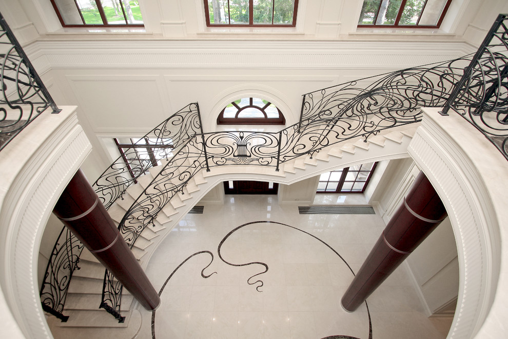 Ограждения в доме в стиле Модерн