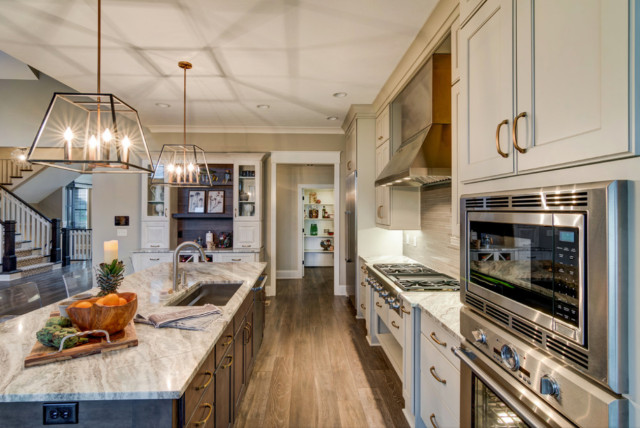 A Timeless Silhouette - Kitchen transitional-kitchen