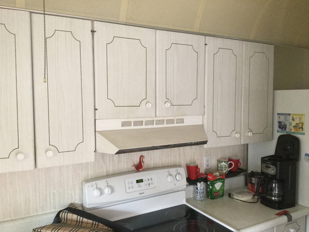 Kirchen Remodel | Custom Cabinets - Before