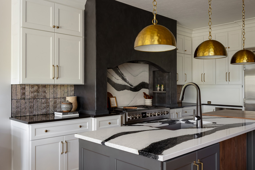 Inspiration for a transitional kitchen remodel in Columbus
