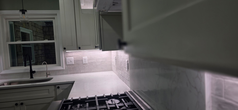 Light and bright kitchen Remodel in Mount Vernon, OH