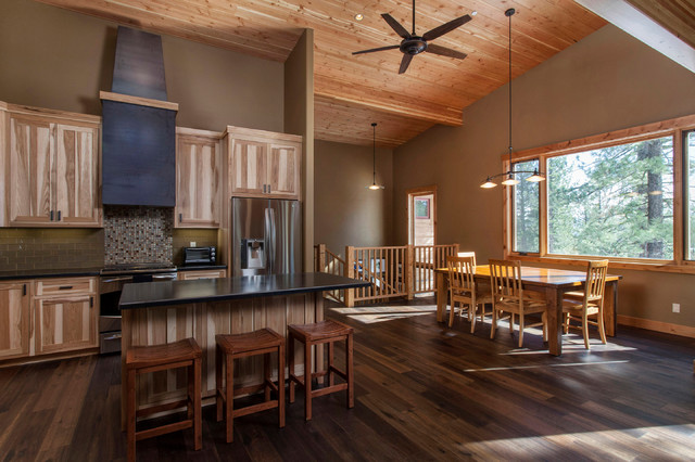 Efficient Mountain Contemporary contemporaneo-cucina
