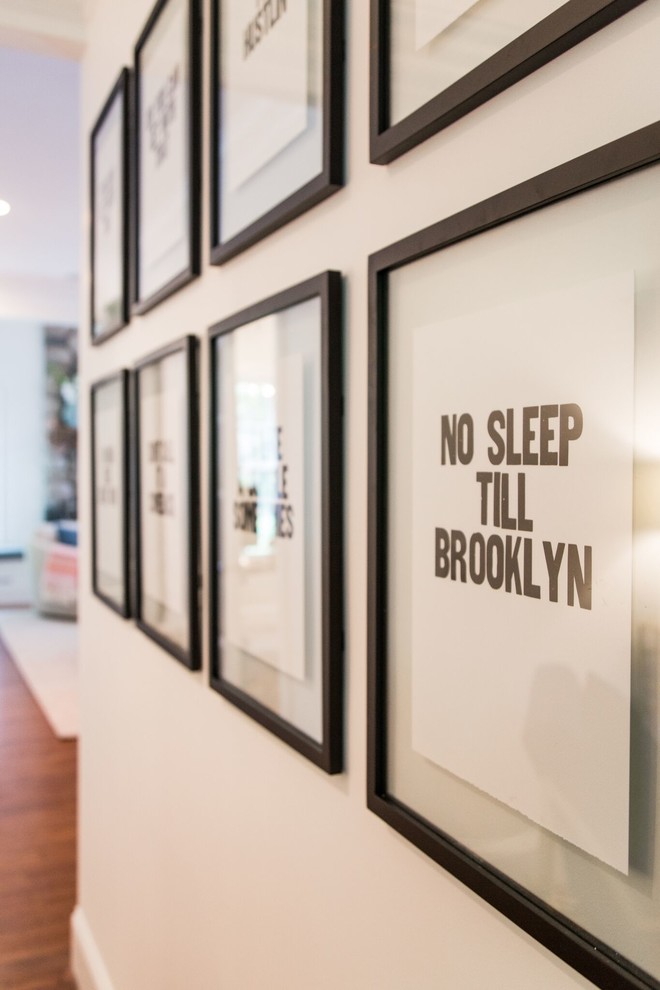 Transitional home design photo in Boston
