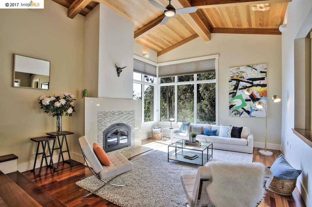 Contemporary Craftsman