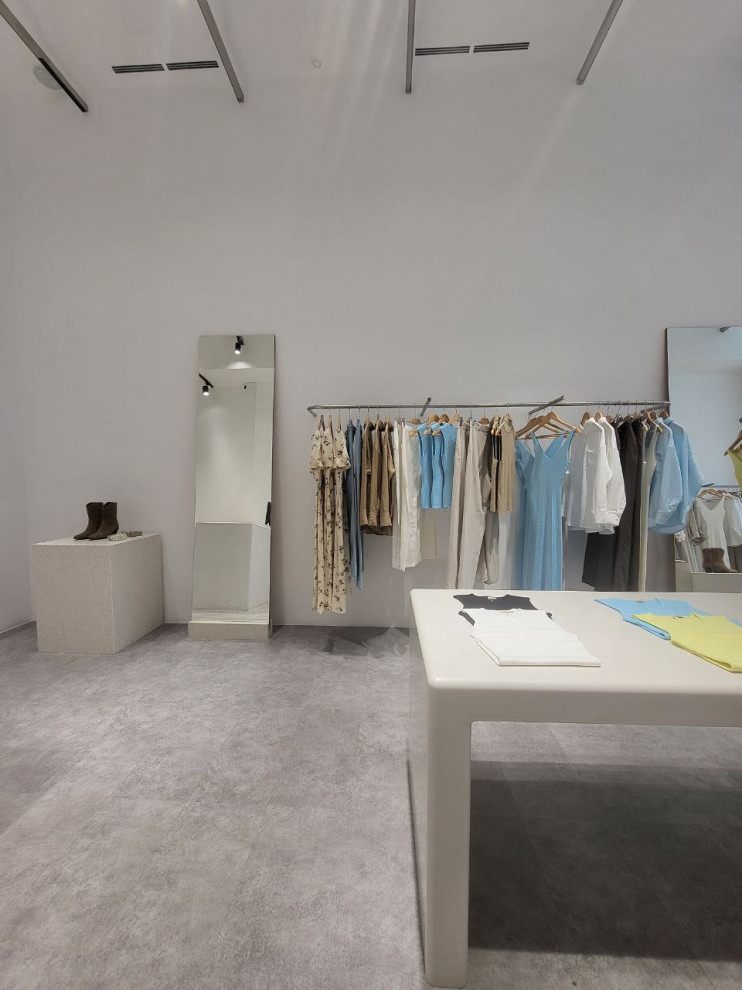 Магазин одежды «Nude Story