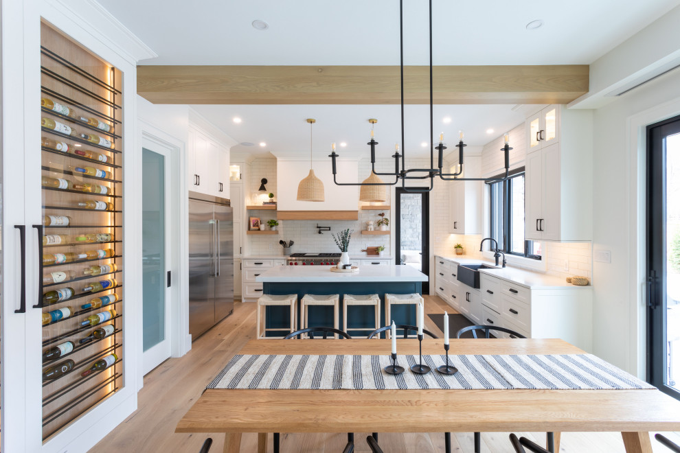 Inspiration for a transitional kitchen remodel in Toronto