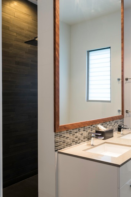 Camp Hill trendy-badevaerelse