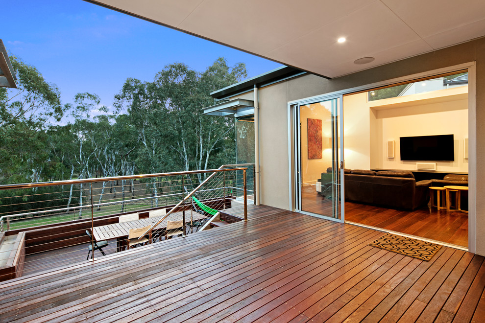 Photo of a contemporary verandah in Adelaide.