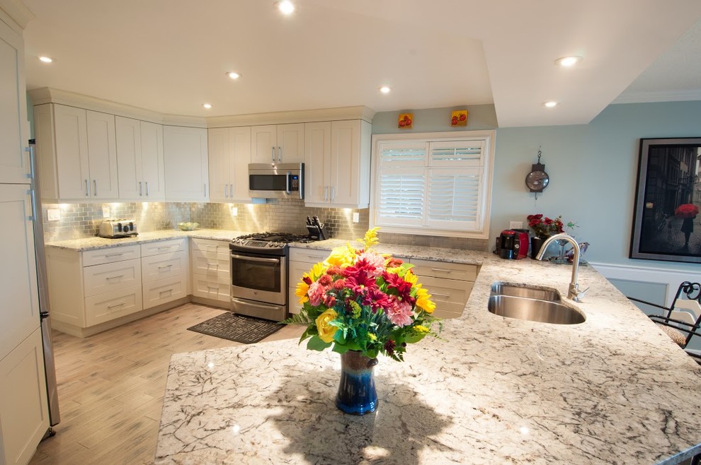 Inspiration for a transitional kitchen remodel in Toronto