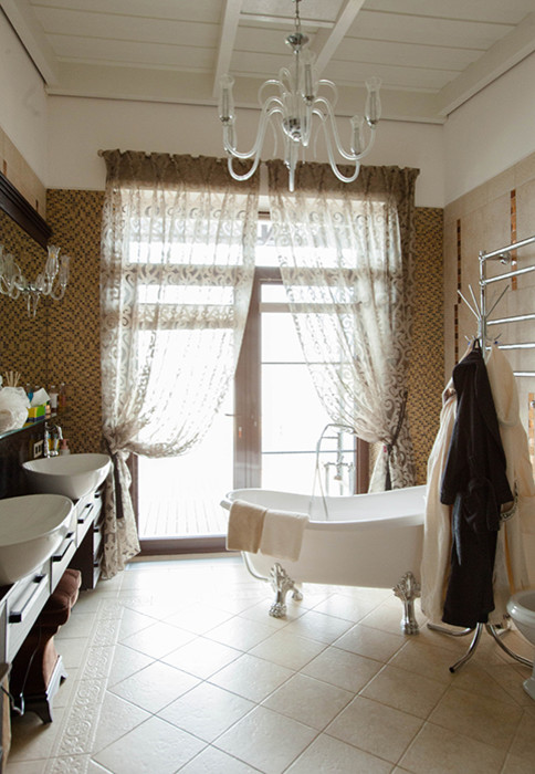 Дом на берегу Волги