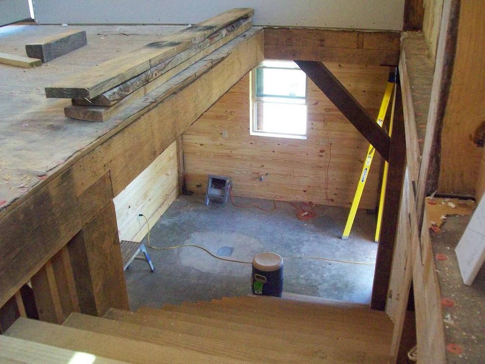 Inspiration for a rustic home design remodel in Austin
