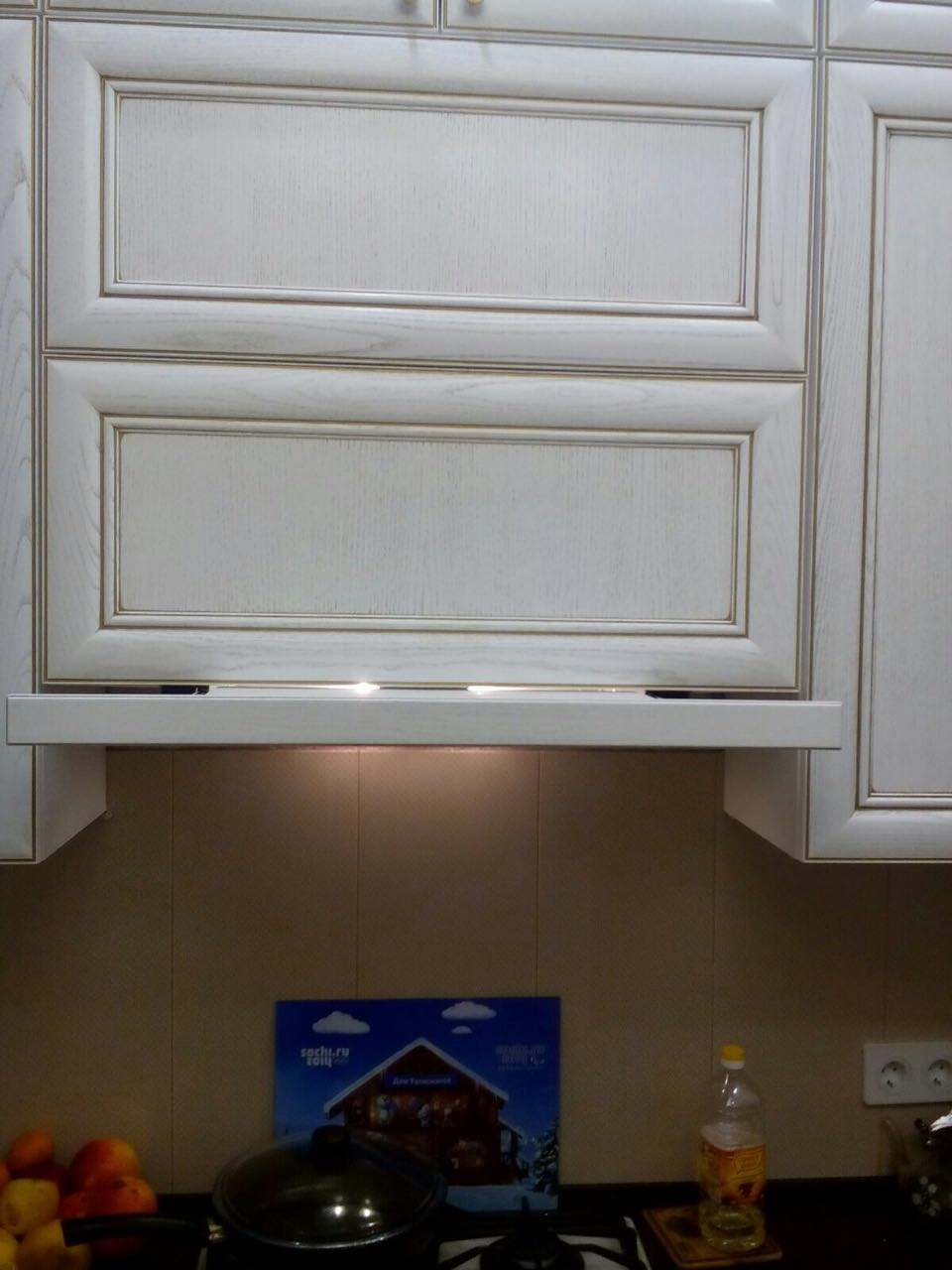 Белая классическая кузня